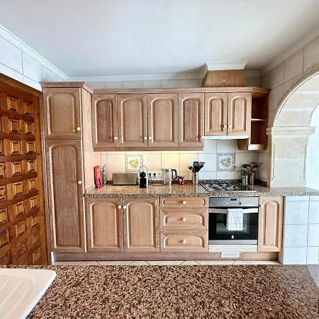 Villa 3 Bedroom With Private Pool In Javea