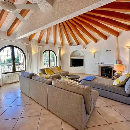 3 Bedroom With Private Pool In Javea