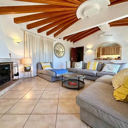 3 Bedroom With Private Pool In Javea *