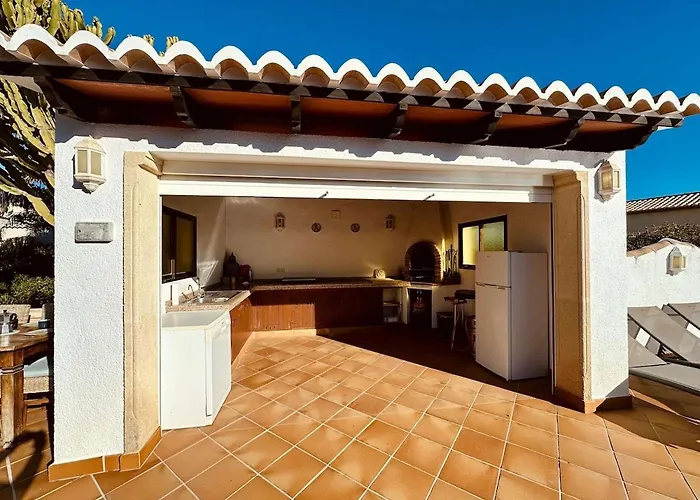 Villa 3 Bedroom With Private Pool In Javea